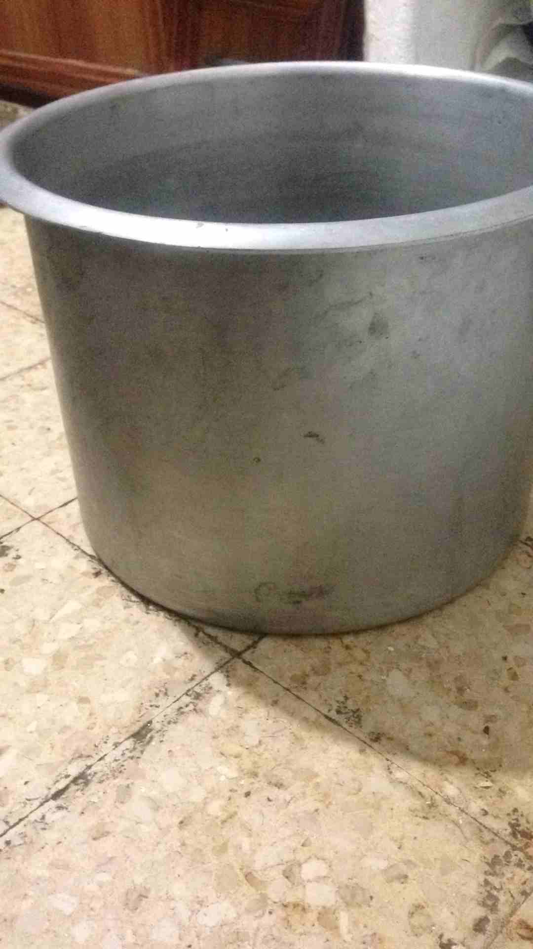 طنجره كبيره                                            


	 				لا تنسَ أنك شاهدت هذا الإعلان في عنكبوت            
	 				
                            طنجره كبيره للبيع طبخ مناسبات دبايح كرشات الب...