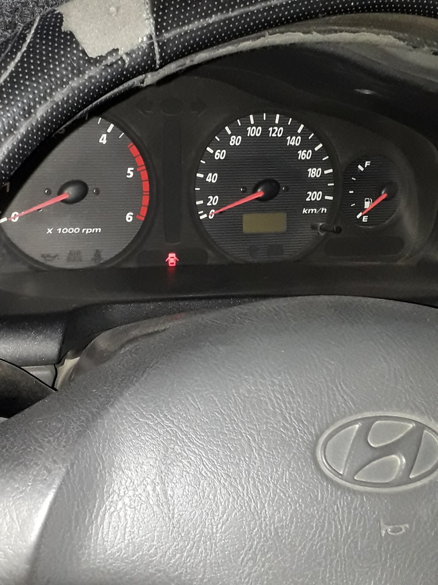 جيب هونداي سنتافي 2001 السياره جاهزيه ميه بلميه فحص 7جيد بودي جيد جدا الكوشوك جي
لا تنسَ أنك شاهدت هذا الإعلان في عنكبوت...