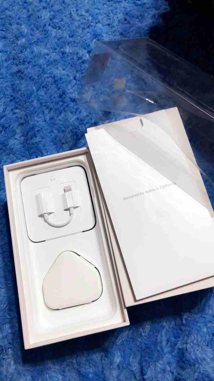 iphone 8 64 GB                                            


	 				لا تنسَ أنك شاهدت هذا الإعلان في عنكبوت            
	 				
                            ايفون 8 ذهبي 64 جيجا نظيف اخو الجديد ولا ش...