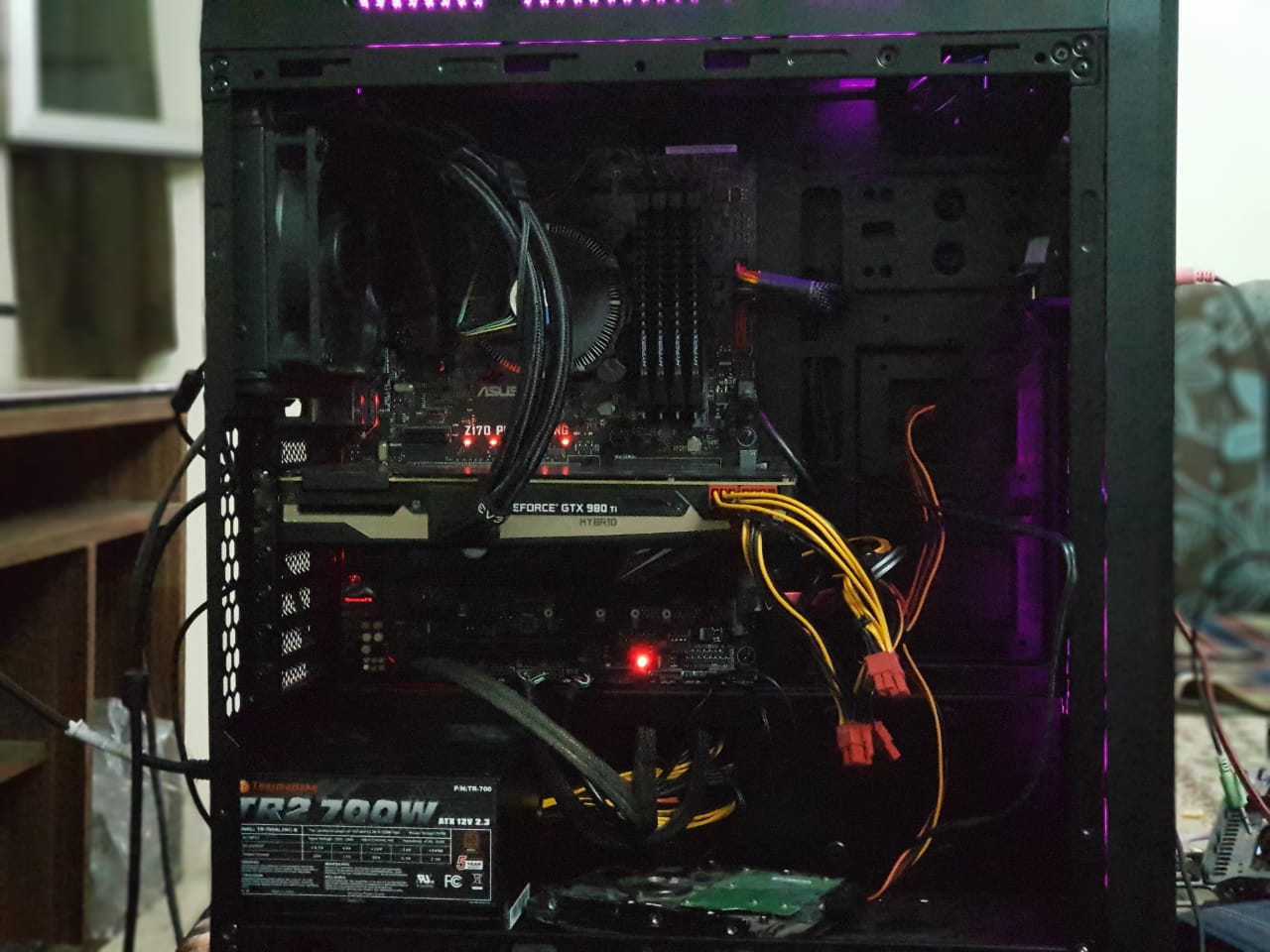 Gaming Pc for sale used in good condition
لا تنسَ أنك شاهدت هذا الإعلان في عنكبوت
Cpu: intel...