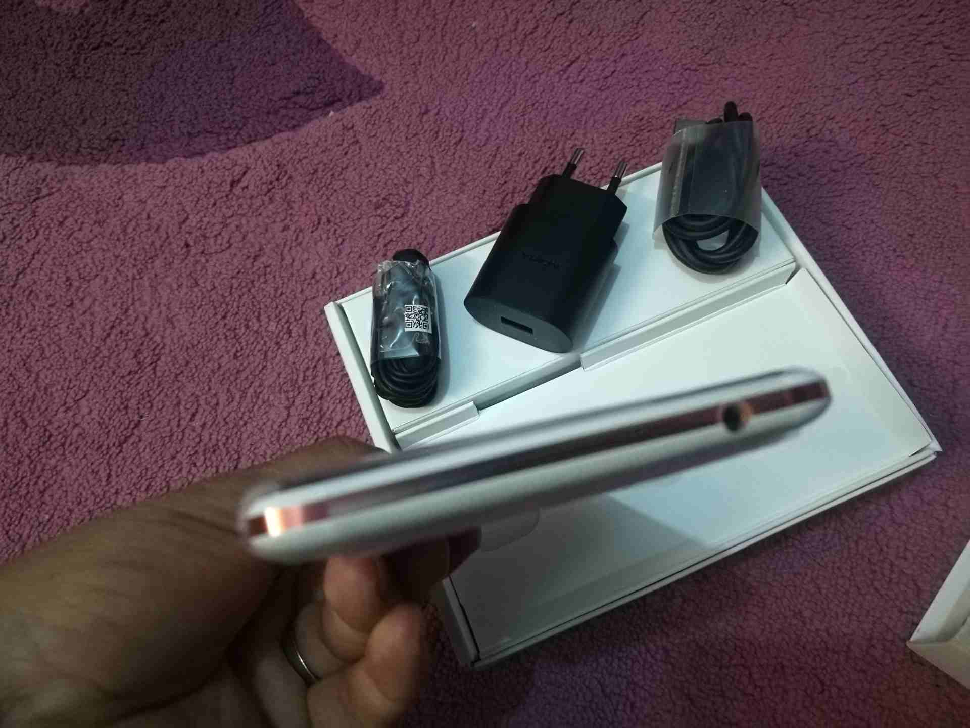 نوكيا 7 مستعمل ساعات
لا تنسَ أنك شاهدت هذا الإعلان في عنكبوت
الجهاز عباره عن جديد مع كل الأغراض...