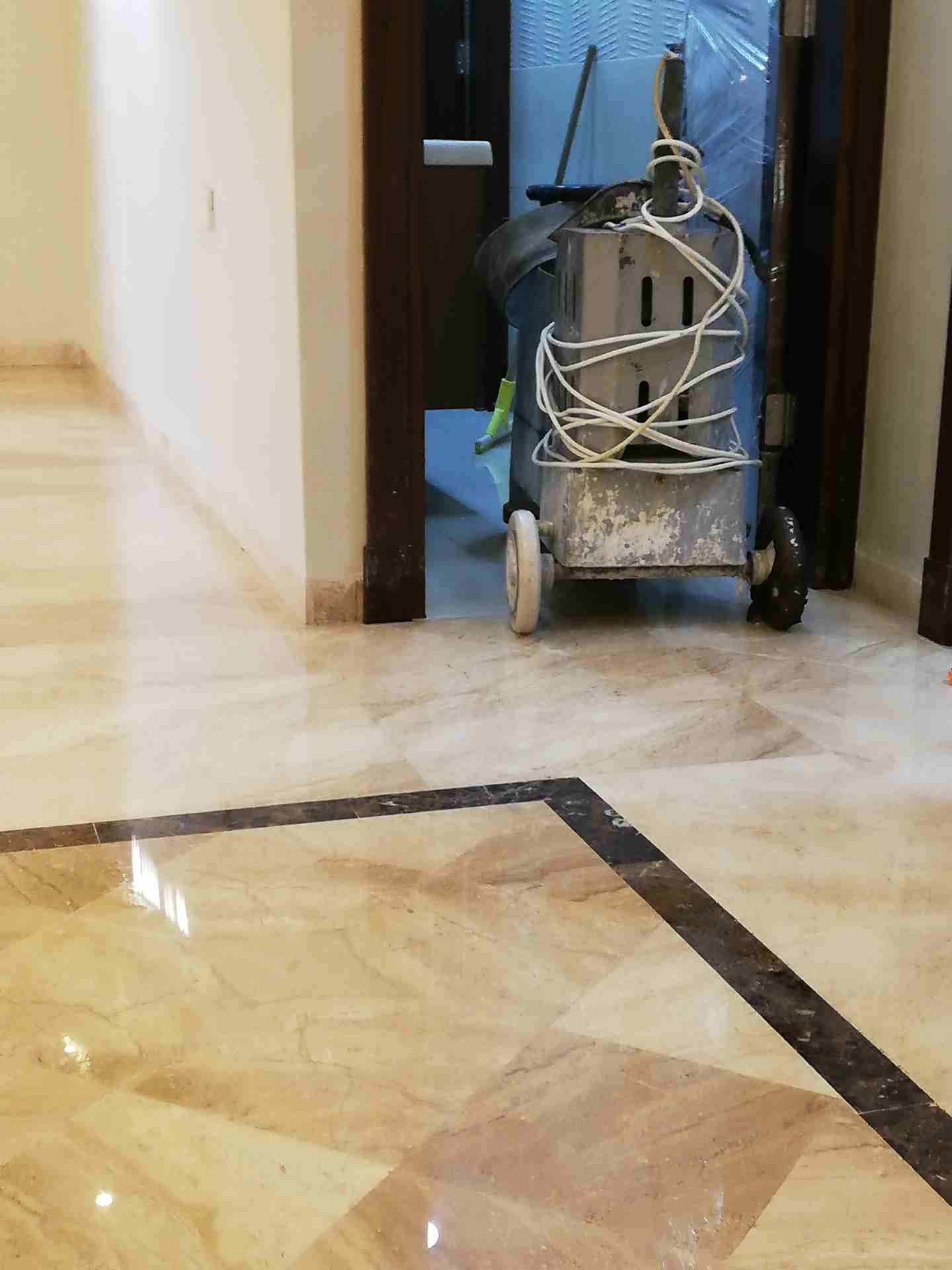 جلي بأفضل الطرق وأقل الأسعار جلي وتلميع كافه انواع بلاط والرخام وتنظيف السراميك
لا تنسَ أنك شاهدت هذا الإعلان في عنكبوت...
