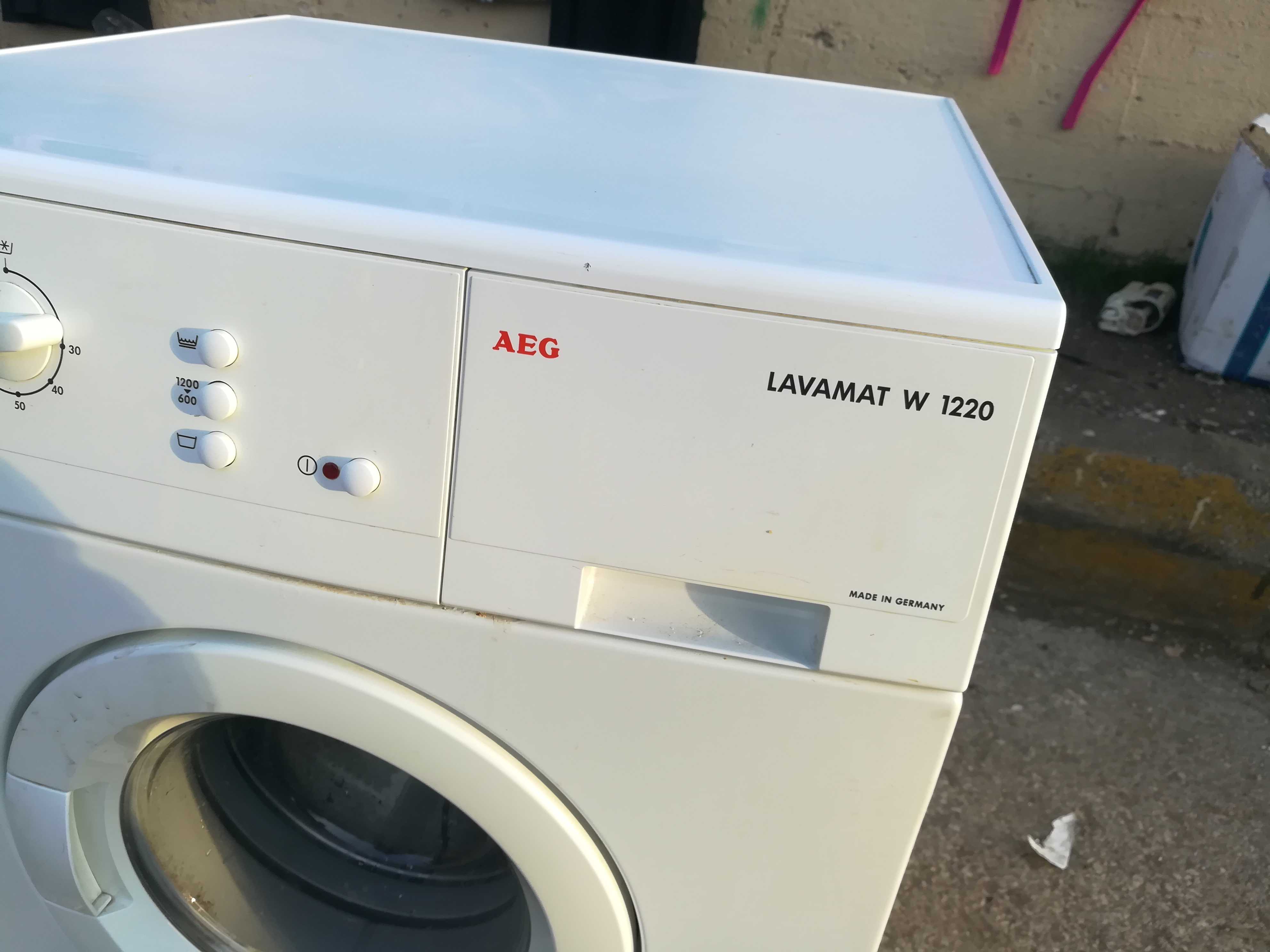 اثاث منزلي
لا تنسَ أنك شاهدت هذا الإعلان في عنكبوت
الكنب زان 265 دينار والتخت 60 دينار والمو...