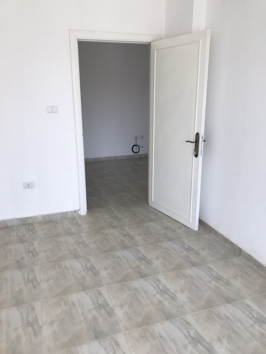مكاتب تجاريه / عيادات طبيه حديثه البناء للإيجار في طبربور - الشارع الرءيسي
لا تنسَ أنك شاهدت هذا الإعلان في عنكبوت...