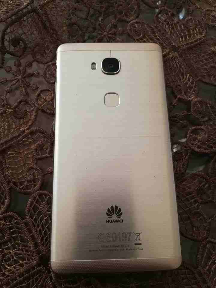 Huawei gr5                                            


	 				لا تنسَ أنك شاهدت هذا الإعلان في عنكبوت            
	 				
                            الجهاز ولا خدش بصلاة على البني
رام 2
ذاكره 16...