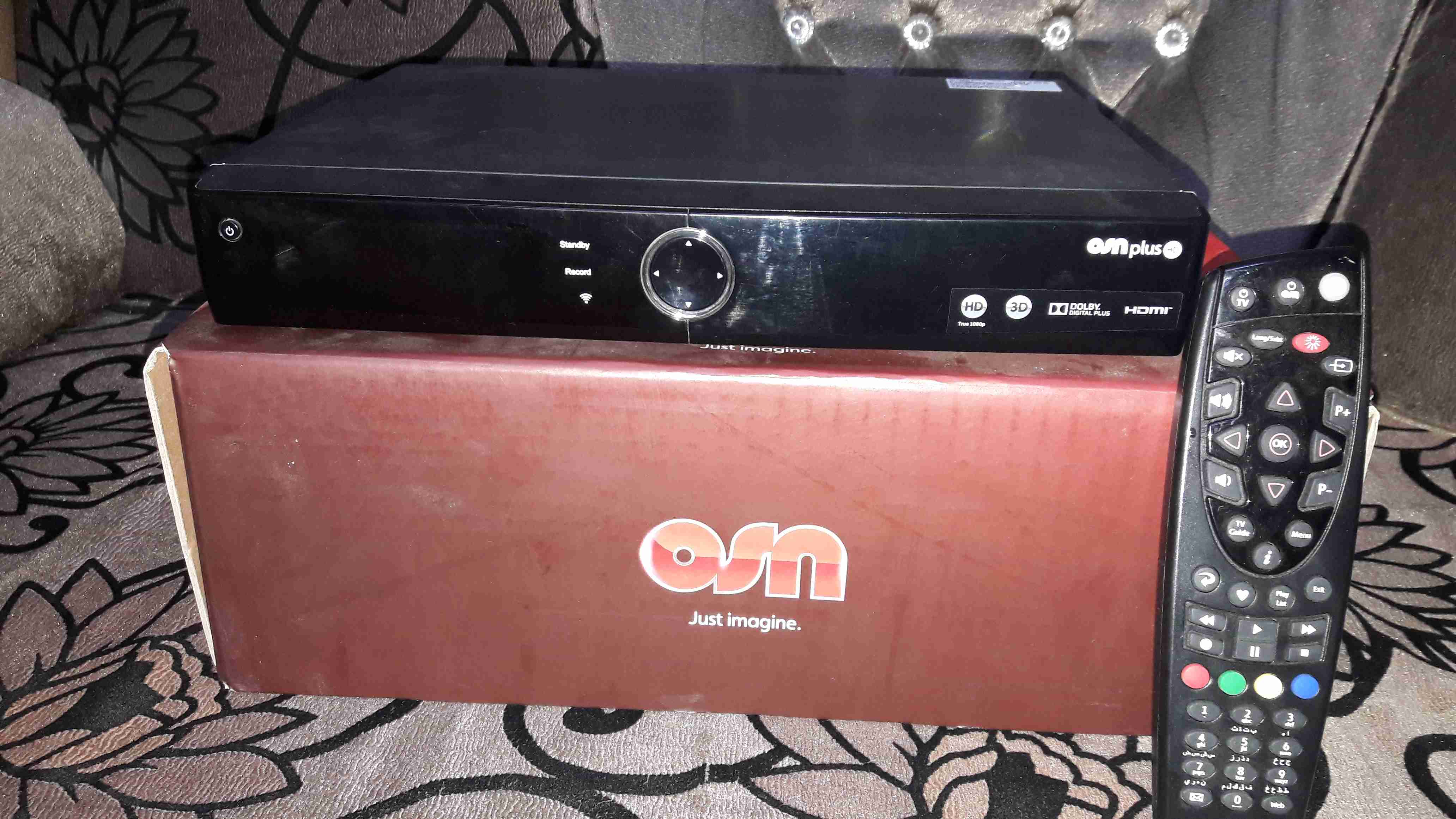 رسيفر بي ان سبورت وجهاز osn بحال الجديد
لا تنسَ أنك شاهدت هذا الإعلان في عنكبوت
رسيفر بي ان س...