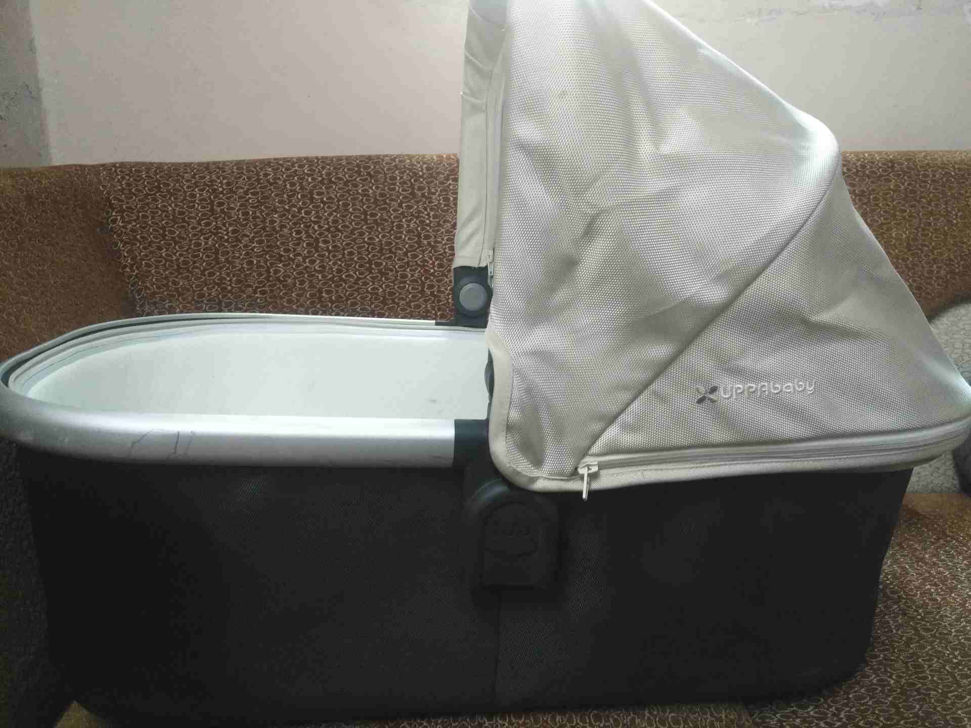 كوت بيبي ماركة uppababy العالمية
لا تنسَ أنك شاهدت هذا الإعلان في عنكبوت
كوت بيبي رائع ماركة uppa...