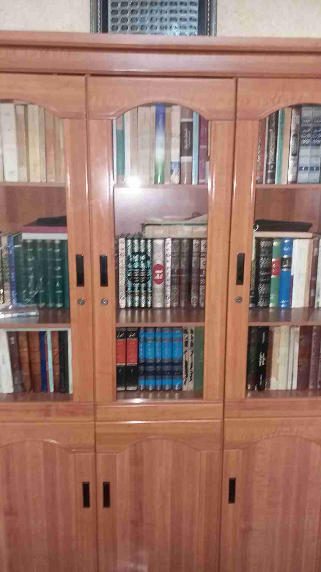 كتب منوعة
لا تنسَ أنك شاهدت هذا الإعلان في عنكبوت
مجموعة كتب كبيرة جدا ( الي حابب يشتري يقولي...