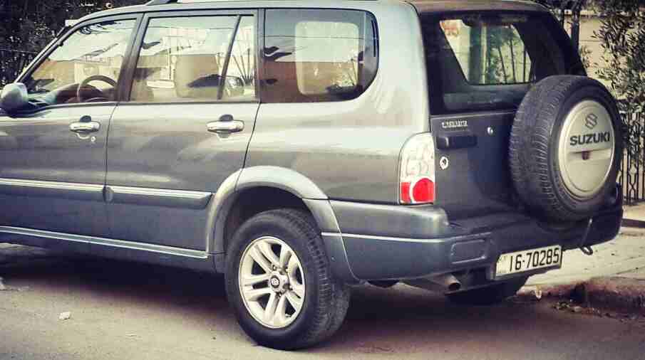 سوزوكي XL7  2005                                            


	 				لا تنسَ أنك شاهدت هذا الإعلان في عنكبوت            
	 				
                            سوزوكي XL7 موديل 2005  ، 2700 CC اقتصادي...