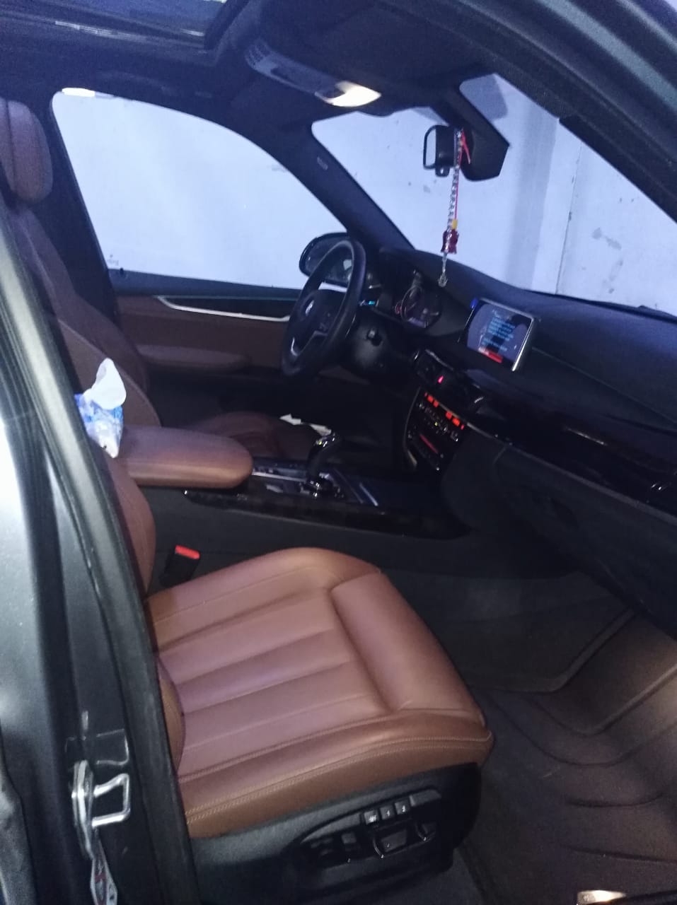 BMWX5 موديل 2017  ك م7000                                            


	 				لا تنسَ أنك شاهدت هذا الإعلان في عنكبوت            
	 				
                                BMWX5 موديل 2017 عداد7000ك...