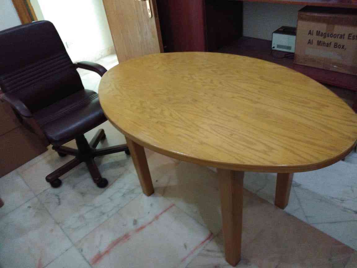Office Furniture in good condition
لا تنسَ أنك شاهدت هذا الإعلان في عنكبوت
We are selling num...