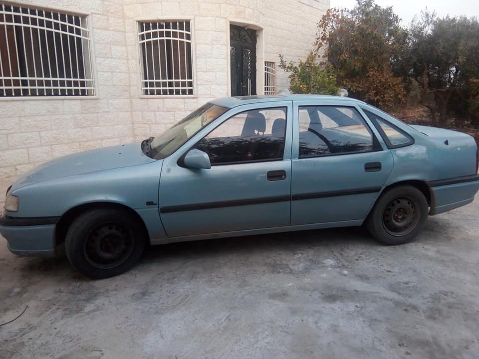 أوبل ڤيكترا موديل 1993 بحالة جيدة للبيع للجادين الرجاء التواصل على الرقم 0772103011                                            


	 				لا تنسَ أنك شاهدت هذا الإعلان في عنكبوت...