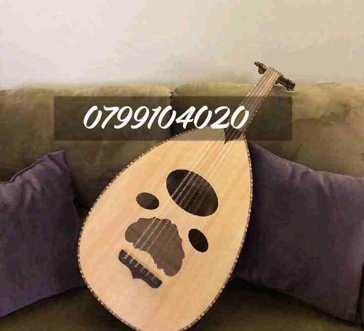 عود زرياب دمشقي  جديد من خشب الورد اوتار برمد الماني زند عياري كامل مع شنته اصليه جلد وريشه اصليه                                            


	 				لا تنسَ أنك شاهدت هذا الإعلان في عنكبوت...