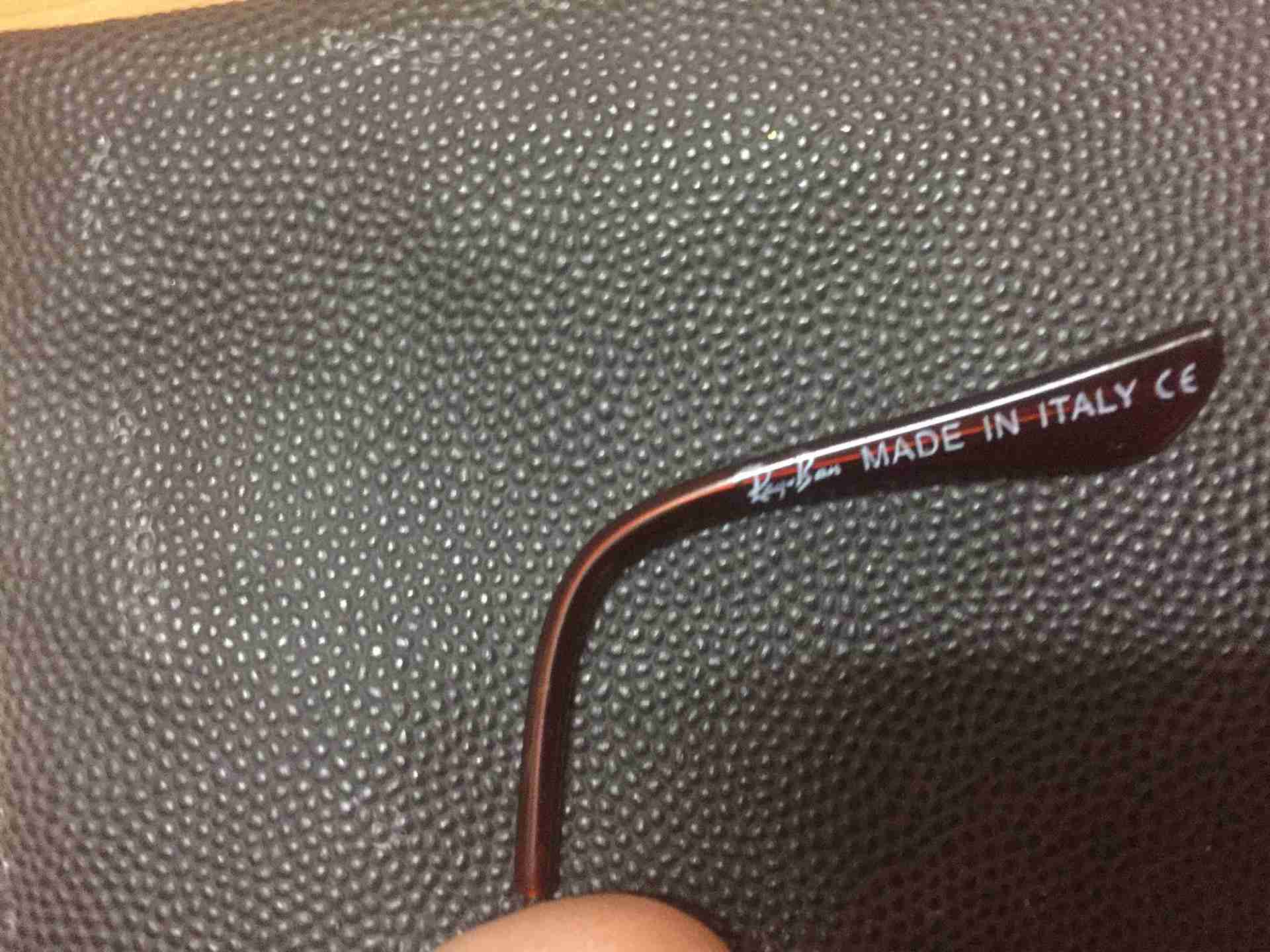 نظاره Rayban اصليه ايطالي
لا تنسَ أنك شاهدت هذا الإعلان في عنكبوت
نظاره ريبان اصليه ومختومه ب...