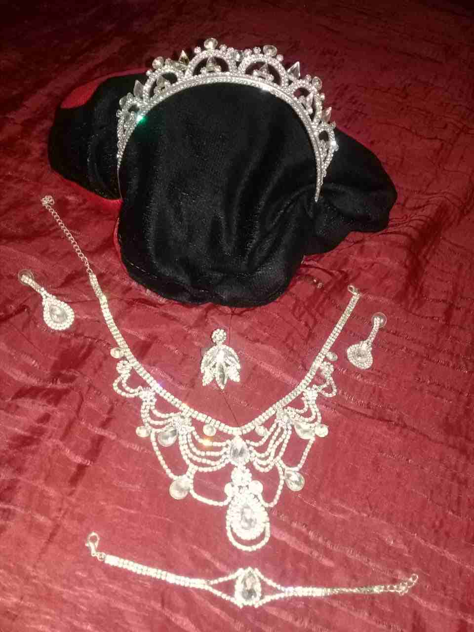 بدله عروس كامله الاغراض اللاجيار بسعر مغري جدا مع باقه ورد الاستفسار 0781585167                                            


	 				لا تنسَ أنك شاهدت هذا الإعلان في عنكبوت...