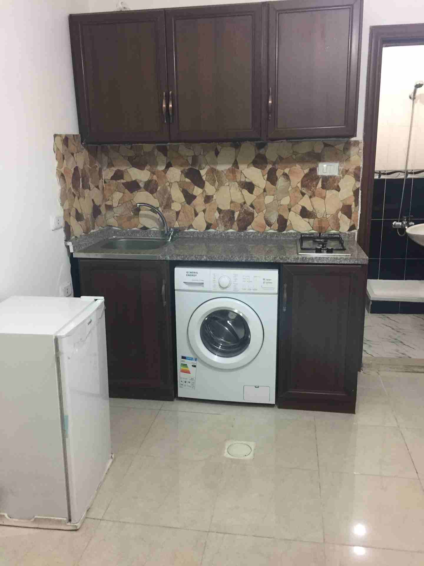 بيع ستوديوهات في الجبيهه شارع الشرطه السياحيه
لا تنسَ أنك شاهدت هذا الإعلان في عنكبوت
استوديوهات...