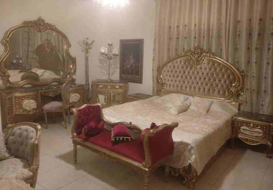 اثُاثُ فَاٌخرَ
لا تنسَ أنك شاهدت هذا الإعلان في عنكبوت
غًرَفَ نَوَمٌ مٌاسِتْرَ ...بّحُالُُه جْيَد...