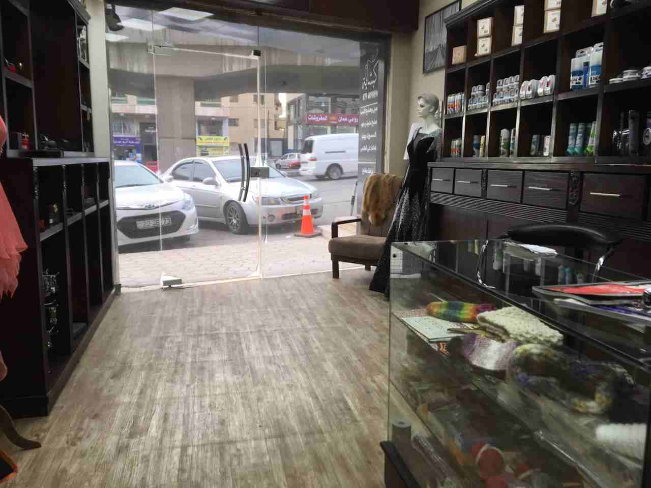 محل تجاري للبيع-موقع مميز(تقاطع الحرمين "دوار الكيلو")                                            


	 				لا تنسَ أنك شاهدت هذا الإعلان في عنكبوت...