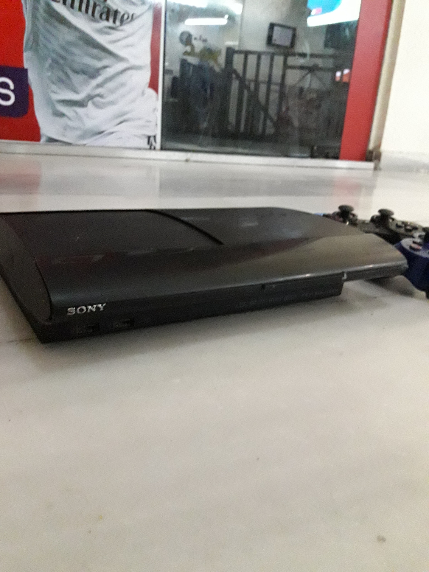 بلايستيشن 3 سوبر سليم 500 جيجا .                                            


	 				لا تنسَ أنك شاهدت هذا الإعلان في عنكبوت            
	 				
                                بلايستيشن 3 سوبر سلي...