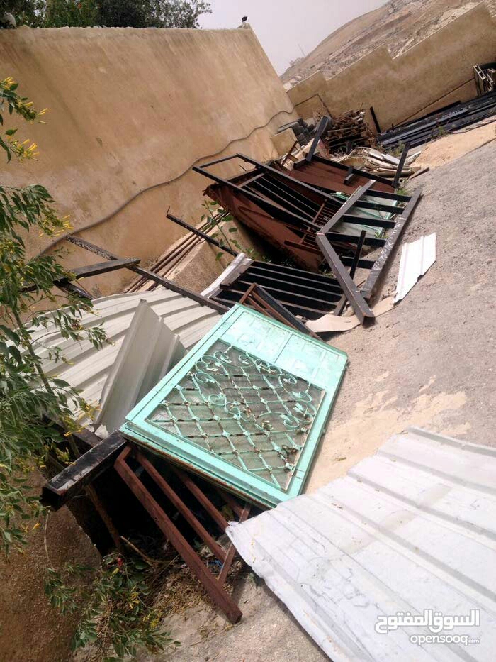 نشتري الخردوات والسكراب والكراكيب وشراء خردة النحاس والحديد واثاث مستعمل                                            


	 				لا تنسَ أنك شاهدت هذا الإعلان في عنكبوت...