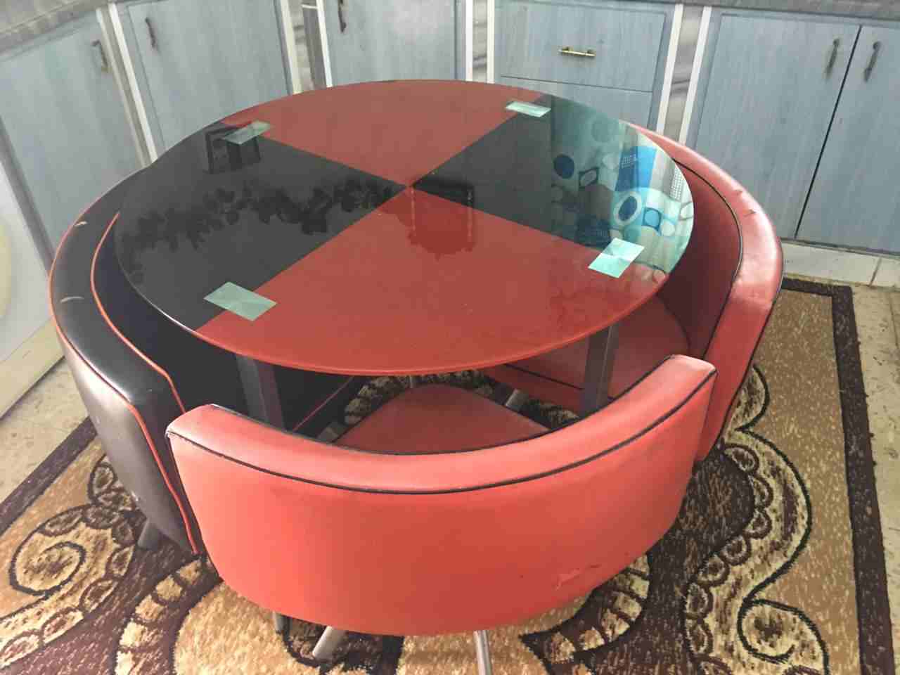 طاولة سفره زجاج 4 مقاعد 0788956169                                            


	 				لا تنسَ أنك شاهدت هذا الإعلان في عنكبوت            
	 				
                            طاولة سفره 0788956169...