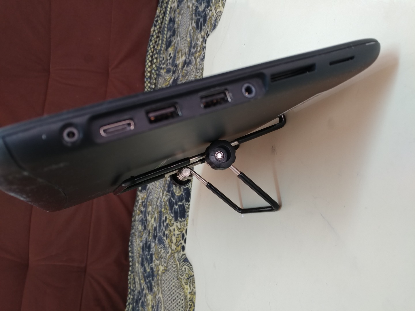 تابلت EXOPC ( ويندوز 7, انتل اتوم 1.66Ghz, رام 2Gb , هاردسك 64Gb SSD ,شاشة "11.6 HD , شريحة 3G)
لا تنسَ أنك شاهدت هذا الإعلان في عنكبوت...