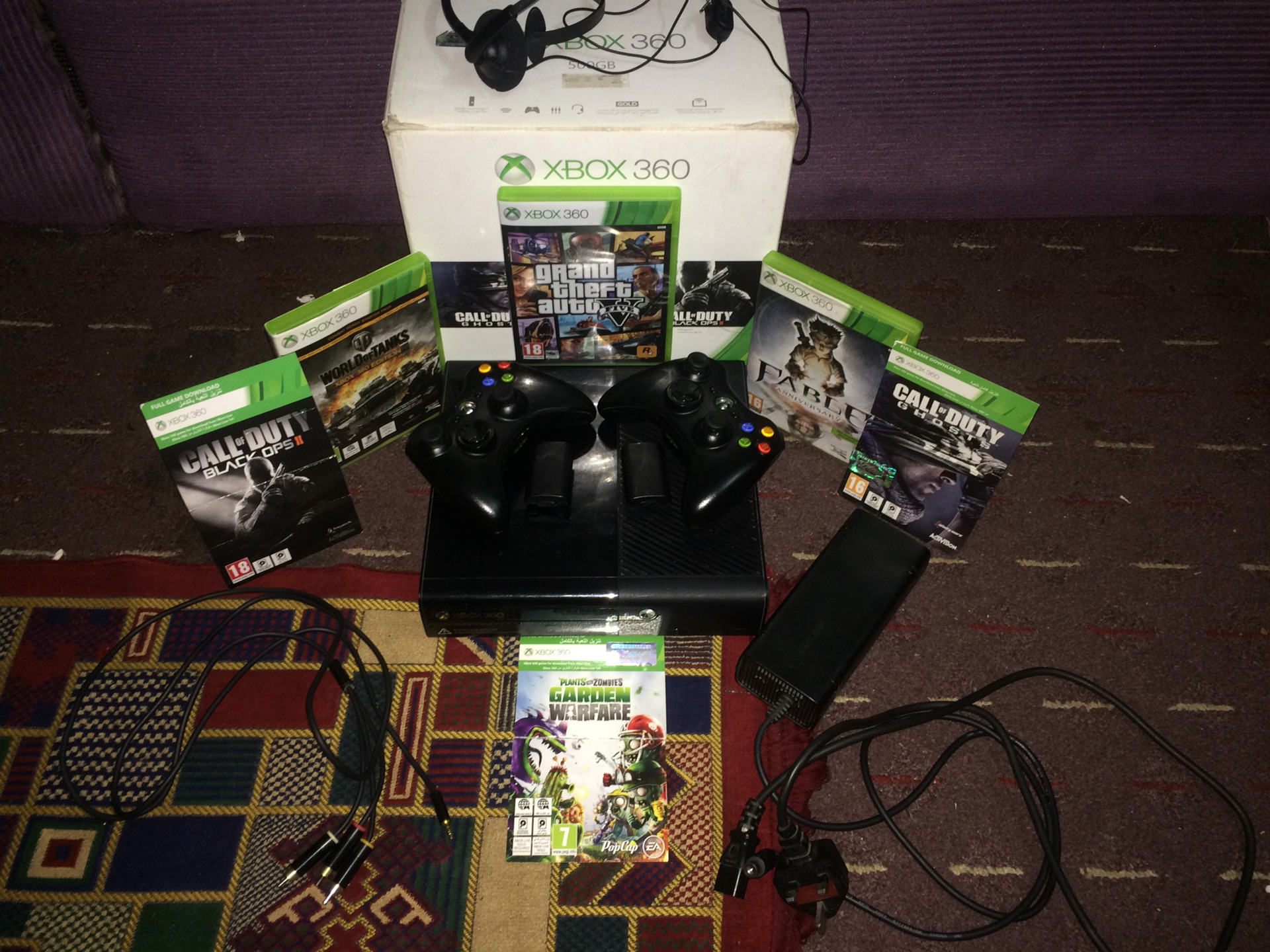 xbox 360
لا تنسَ أنك شاهدت هذا الإعلان في عنكبوت
New condition
500 gb
2 controller
With games...
