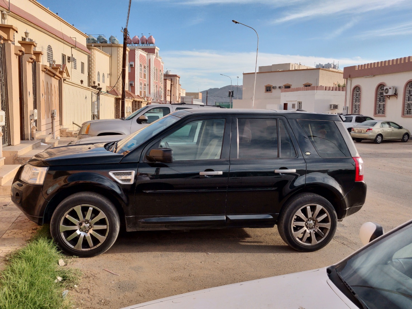 LAND ROVER LR2 2010                                            


	 				لا تنسَ أنك شاهدت هذا الإعلان في عنكبوت            
	 				
                                EXCELLENT CONDITION.
LAND ROVER...