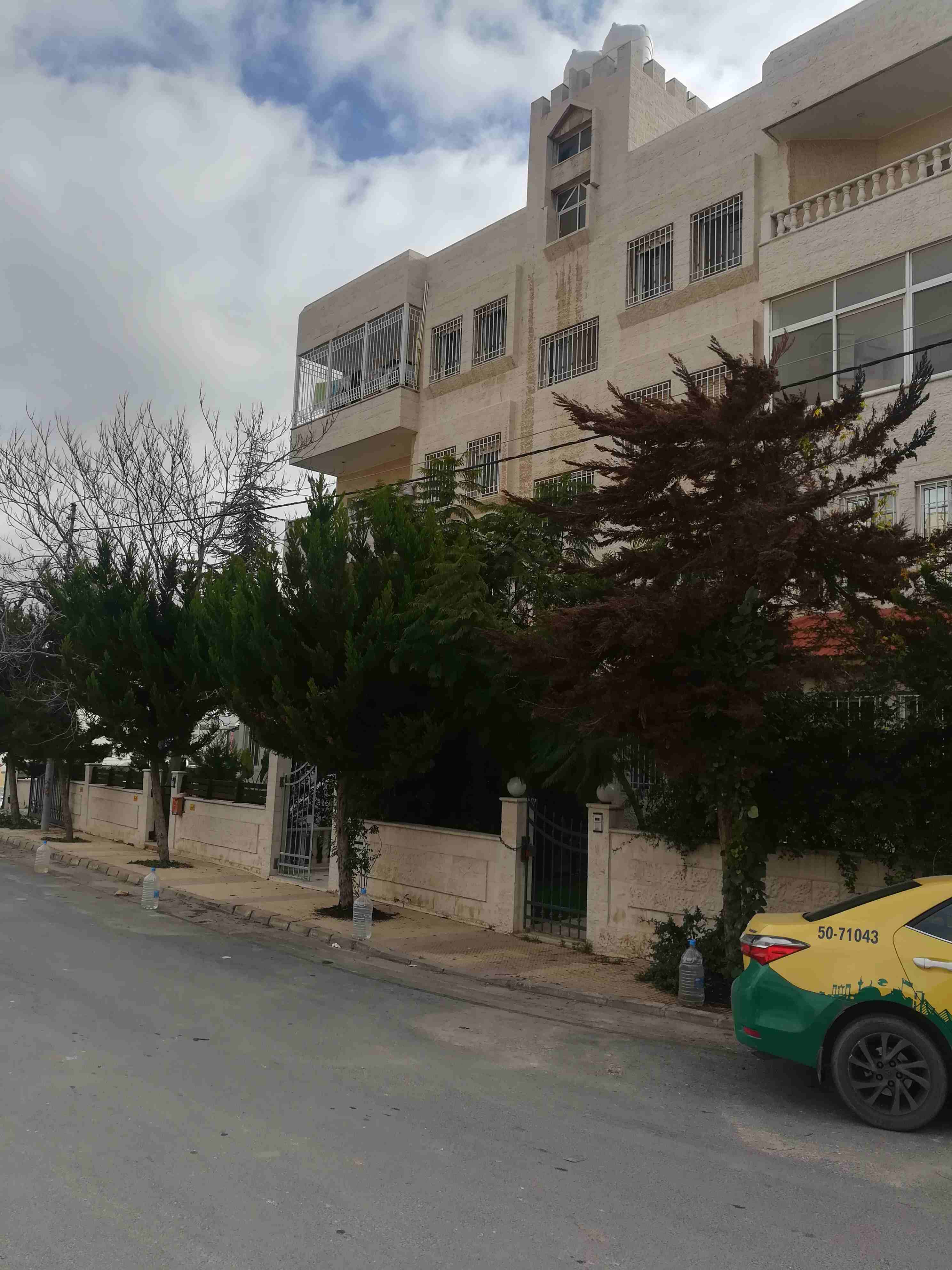 شقه 185م ام السماق في شارع مكه خلف أبراج الحجاز بسعر مغري جدا
لا تنسَ أنك شاهدت هذا الإعلان في عنكبوت...