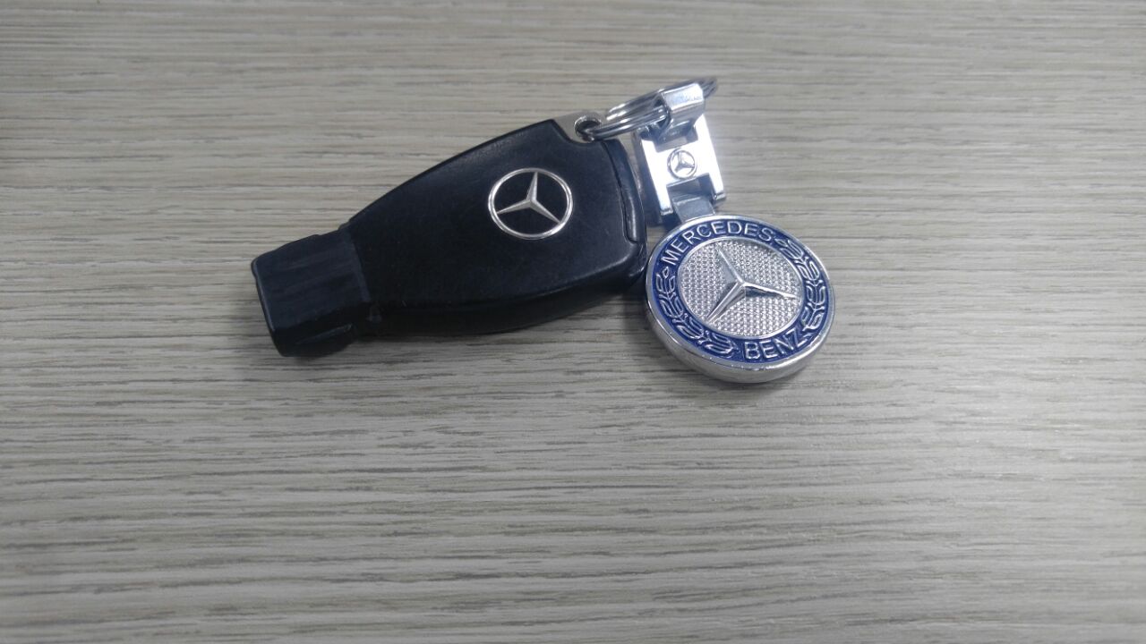 مرسيدس بنز C200 كوبيه 2002 للبيع او البدل                                            


	 				لا تنسَ أنك شاهدت هذا الإعلان في عنكبوت            
	 				
                                سياره مرسيد...
