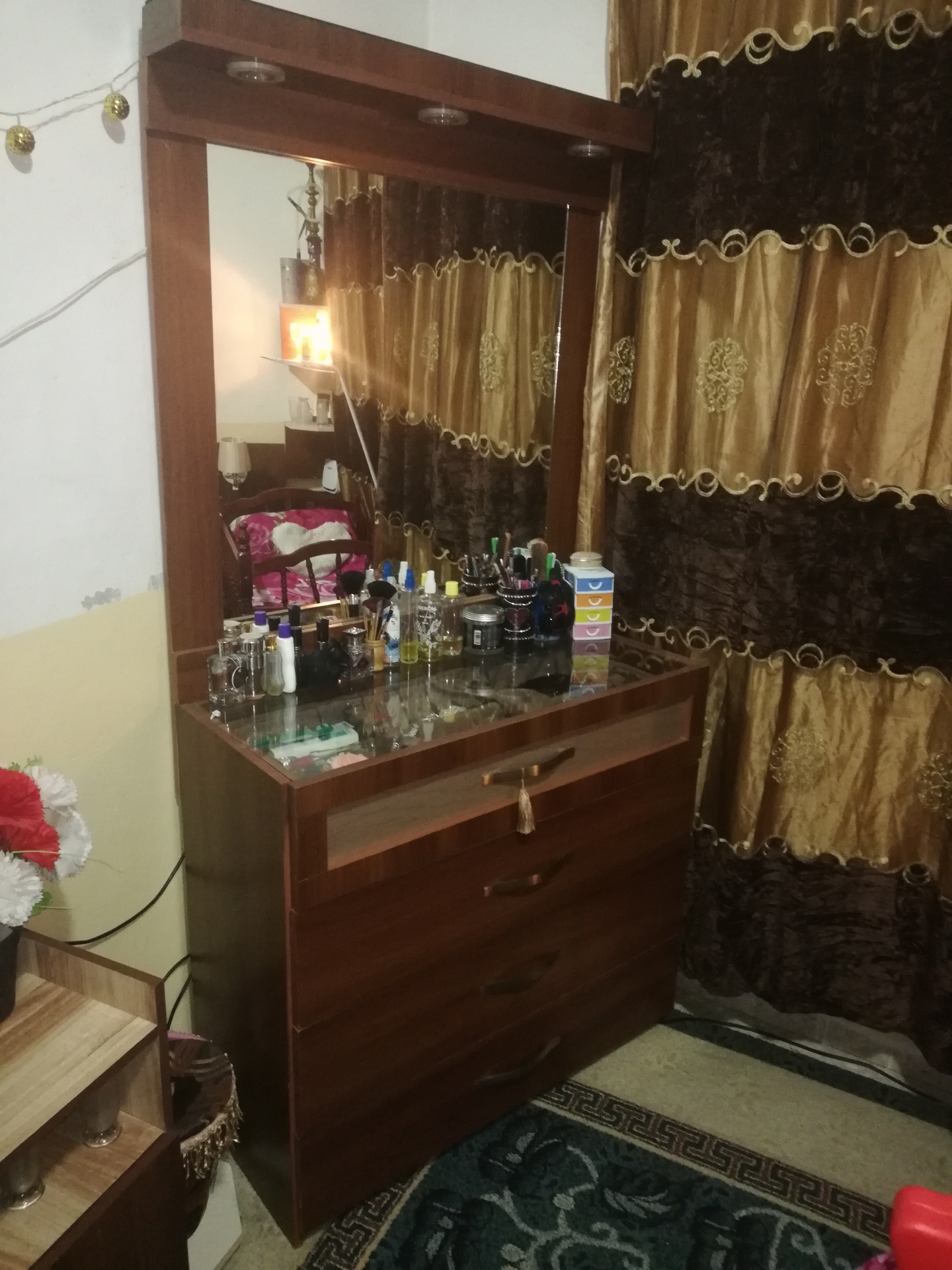 غرفه نوم مستعمله شبه جديده استعمال 4 اشهر
لا تنسَ أنك شاهدت هذا الإعلان في عنكبوت
للاستفسار 0...