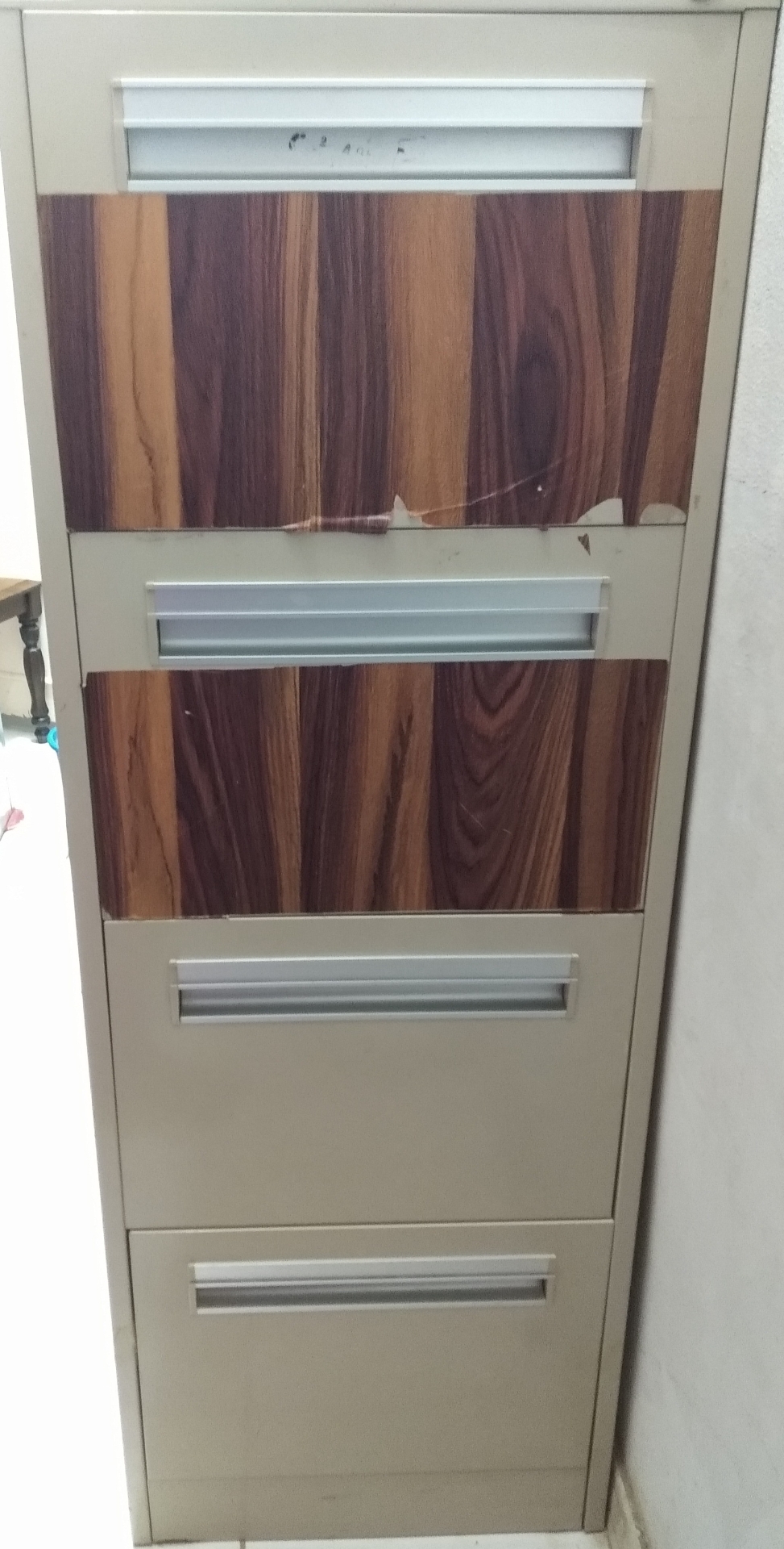 دواليب حديد للبيع ، شبه جديده استعمال خفيف
لا تنسَ أنك شاهدت هذا الإعلان في عنكبوت
سعه كبيره...