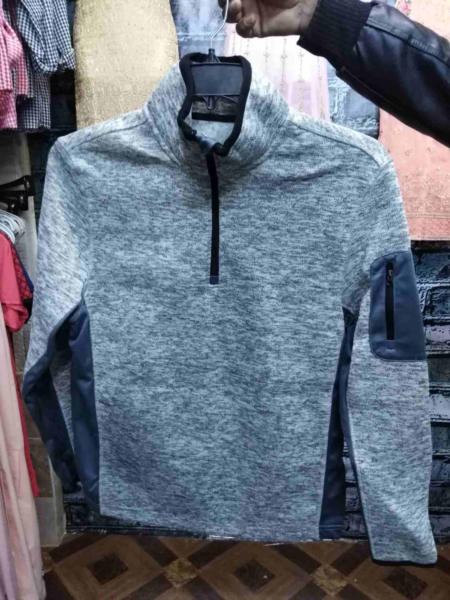 سويتر فليس جاكيت جملهS M L XL
لا تنسَ أنك شاهدت هذا الإعلان في عنكبوت
الجمله 3.50 الدينار الواحد...