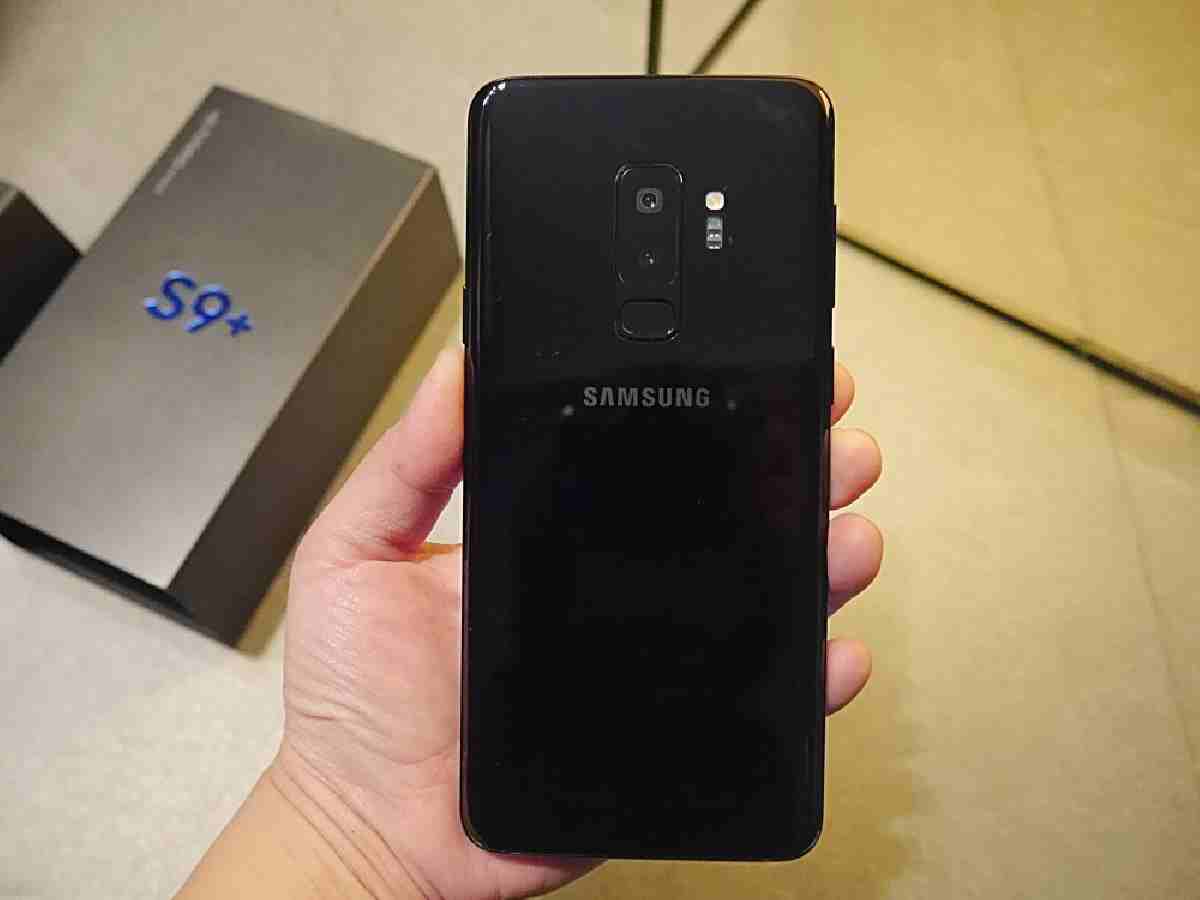 سامسونح Samsung S9 Plus 128GB جديد الكرتونه مسكره
لا تنسَ أنك شاهدت هذا الإعلان في عنكبوت
موبايل...