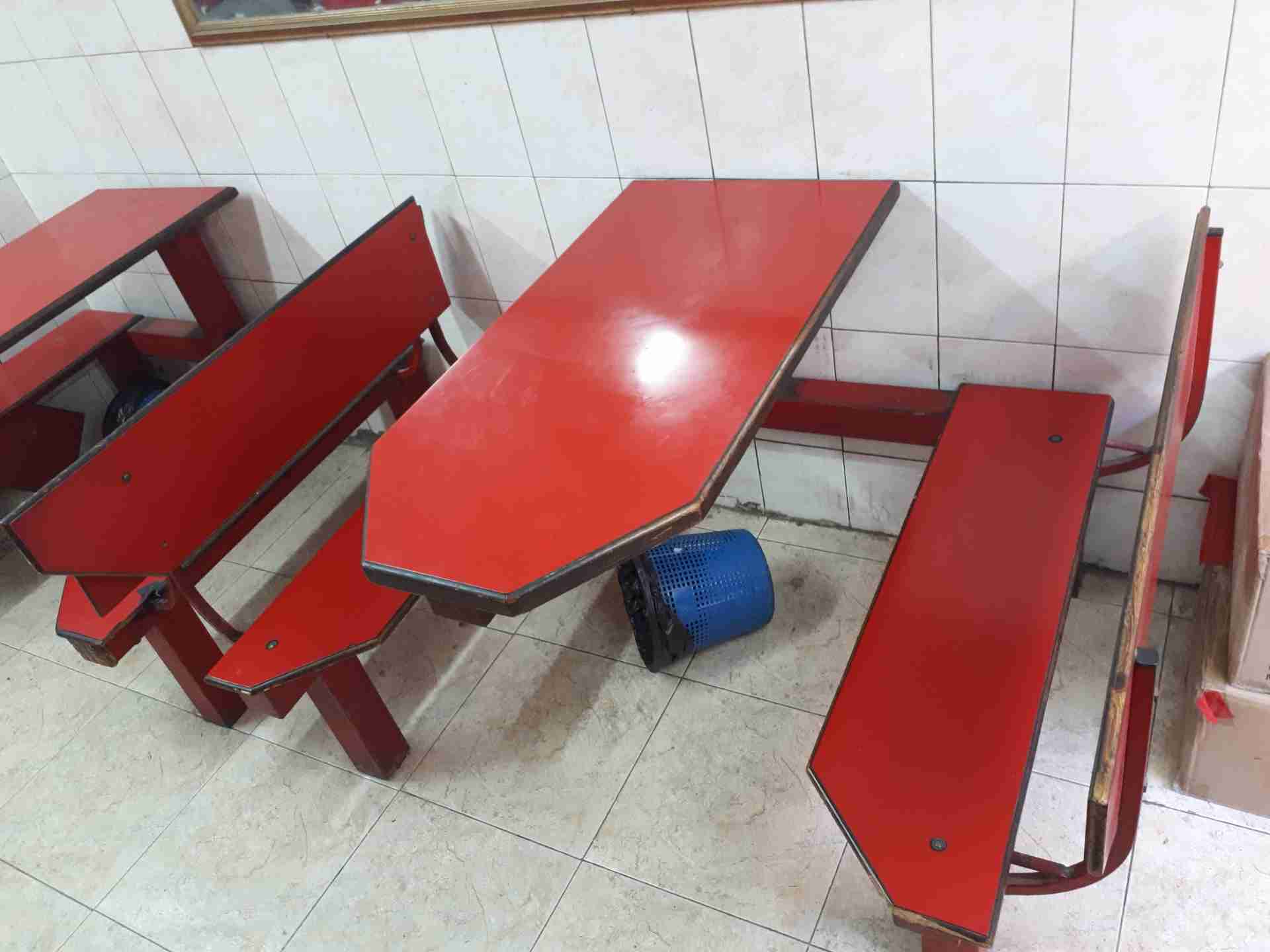 ثلاجة عرض مع طاولات ومقاعد ثابته
لا تنسَ أنك شاهدت هذا الإعلان في عنكبوت
ثلاجة عرض شغاله 100...