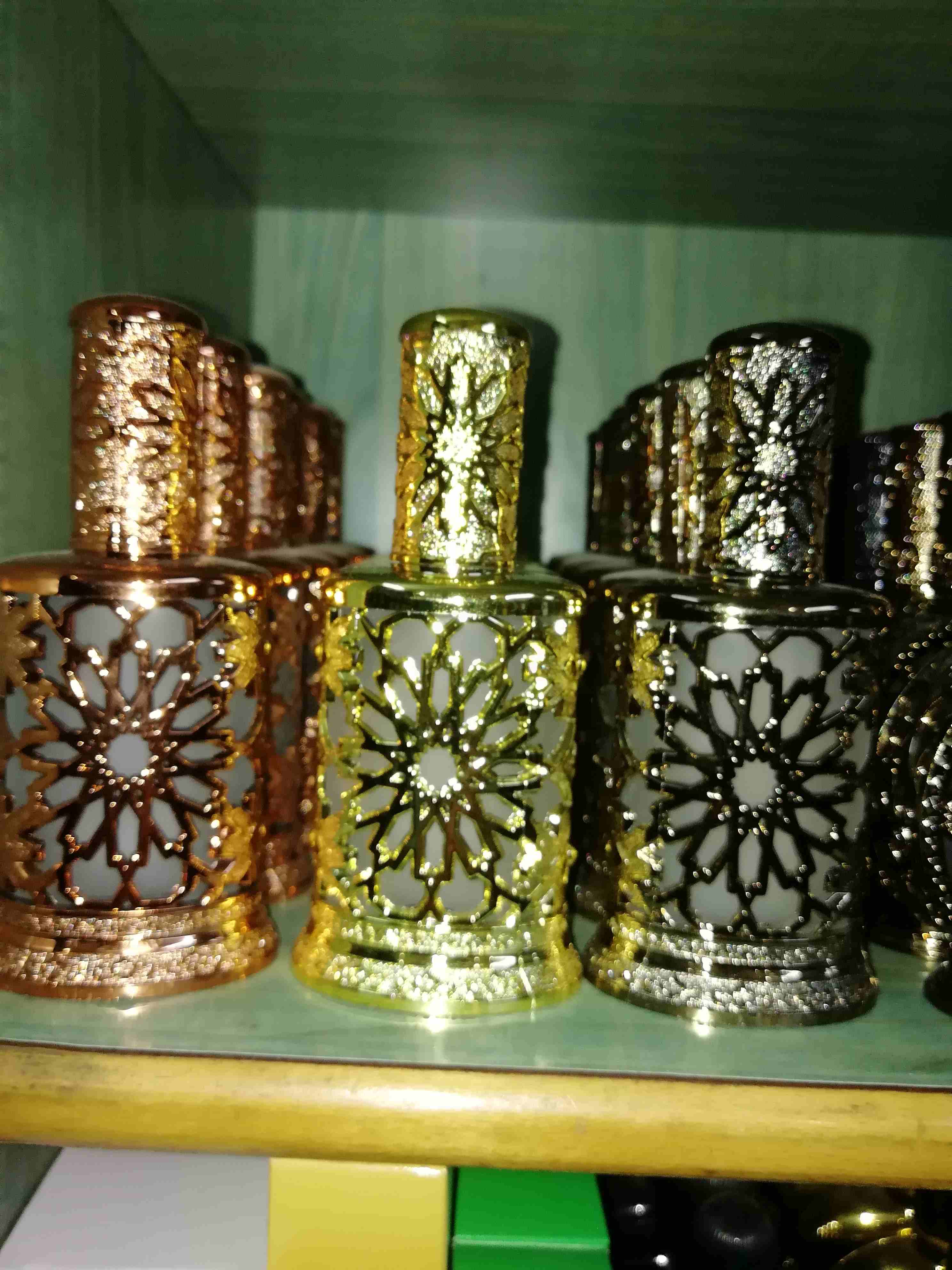 عطور فرنسيه                                            


	 				لا تنسَ أنك شاهدت هذا الإعلان في عنكبوت            
	 				
                            للاناقة عنوان... فكرة لصناعة العطور.... صناعه...