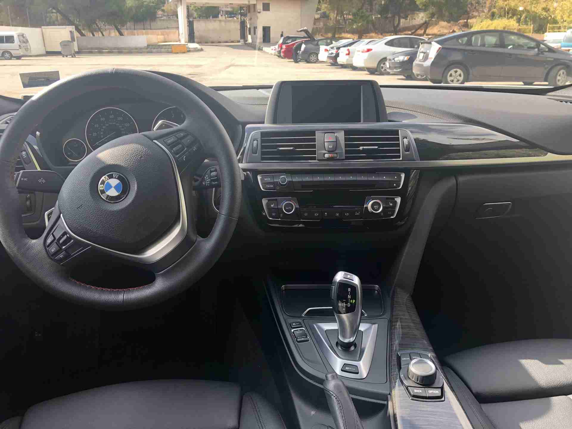 2018 BMW 330e Plug-In Hybrid
لا تنسَ أنك شاهدت هذا الإعلان في عنكبوت
2018 BMW 330e Plug-In Hy...
