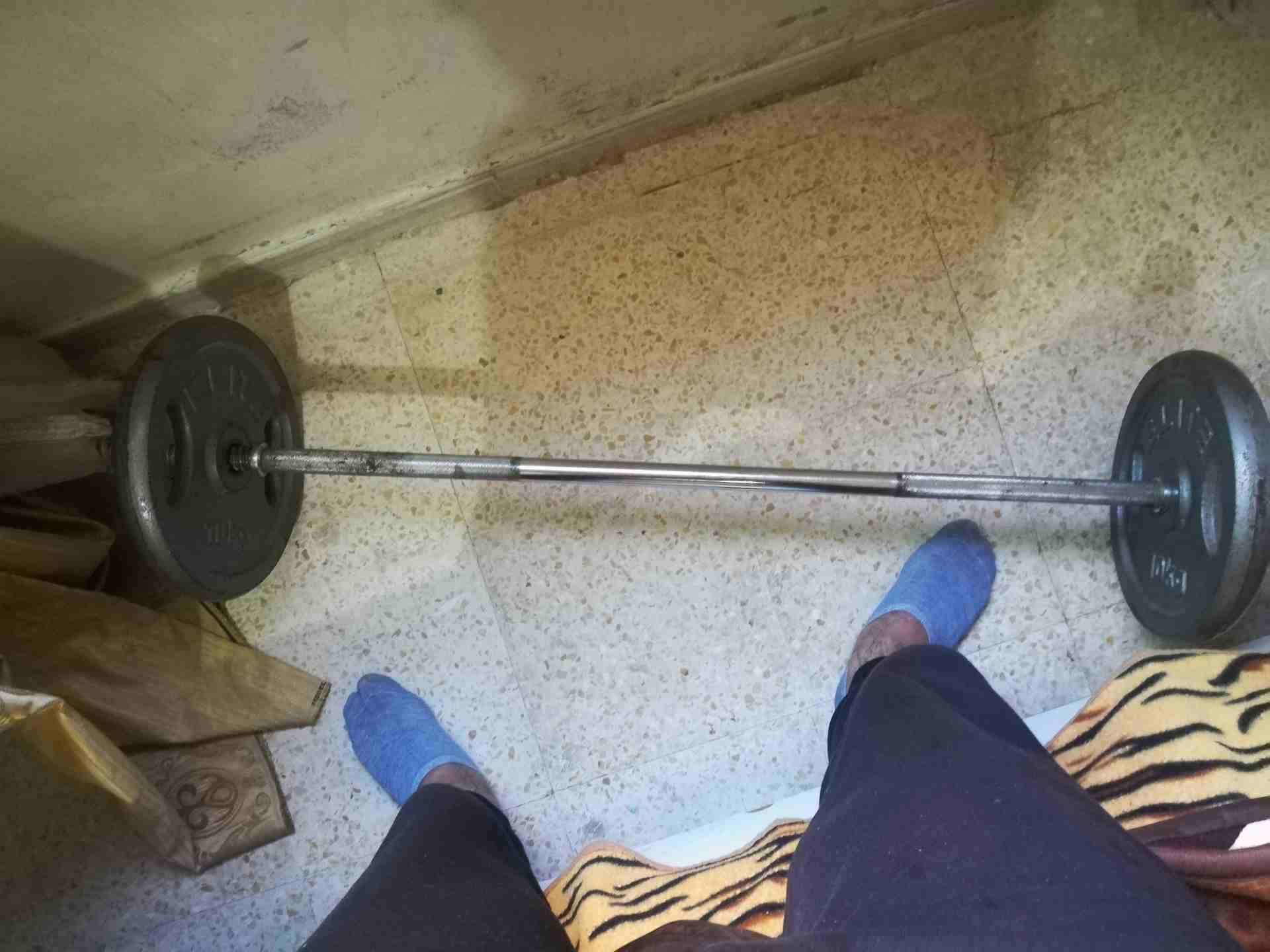 بار حديد للبيع                                            


	 				لا تنسَ أنك شاهدت هذا الإعلان في عنكبوت            
	 				
                                بار حديد نضيف مع اوزن 10....10...