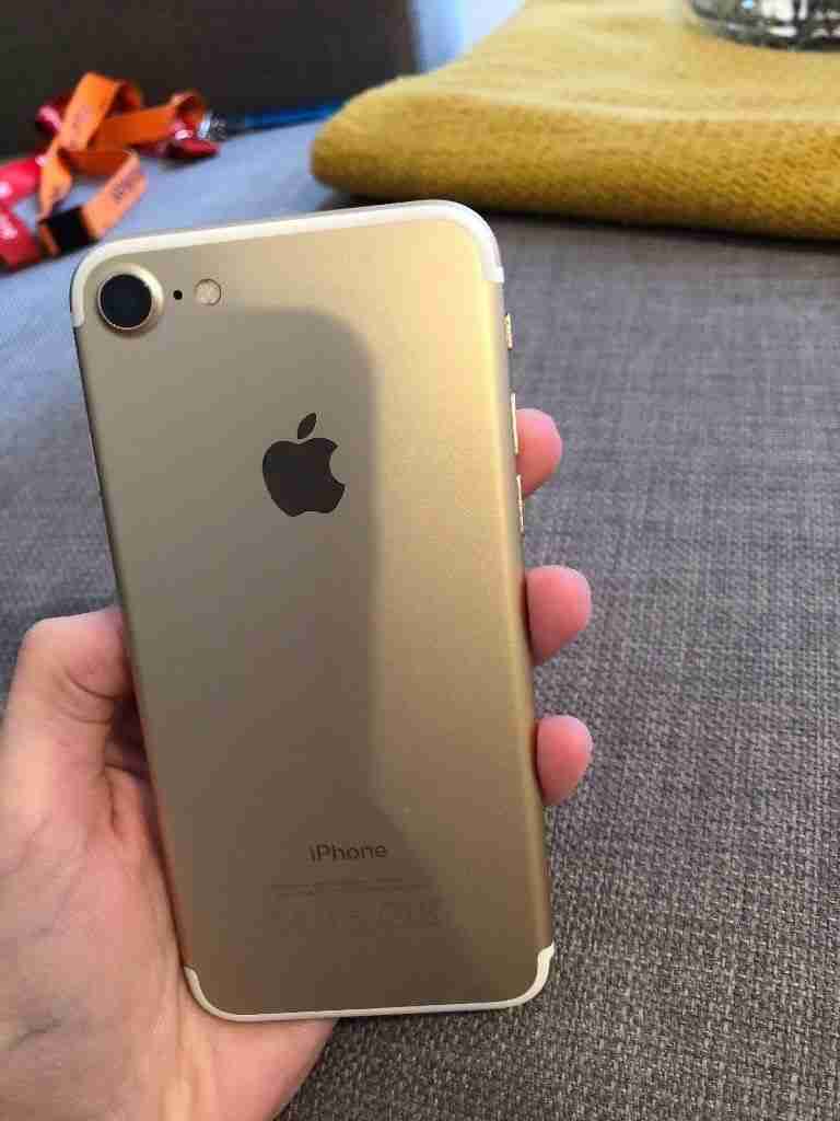 iPhone 7 (128GB) Gold
لا تنسَ أنك شاهدت هذا الإعلان في عنكبوت
iPhone 7 (128GB) 4G Gold With F...