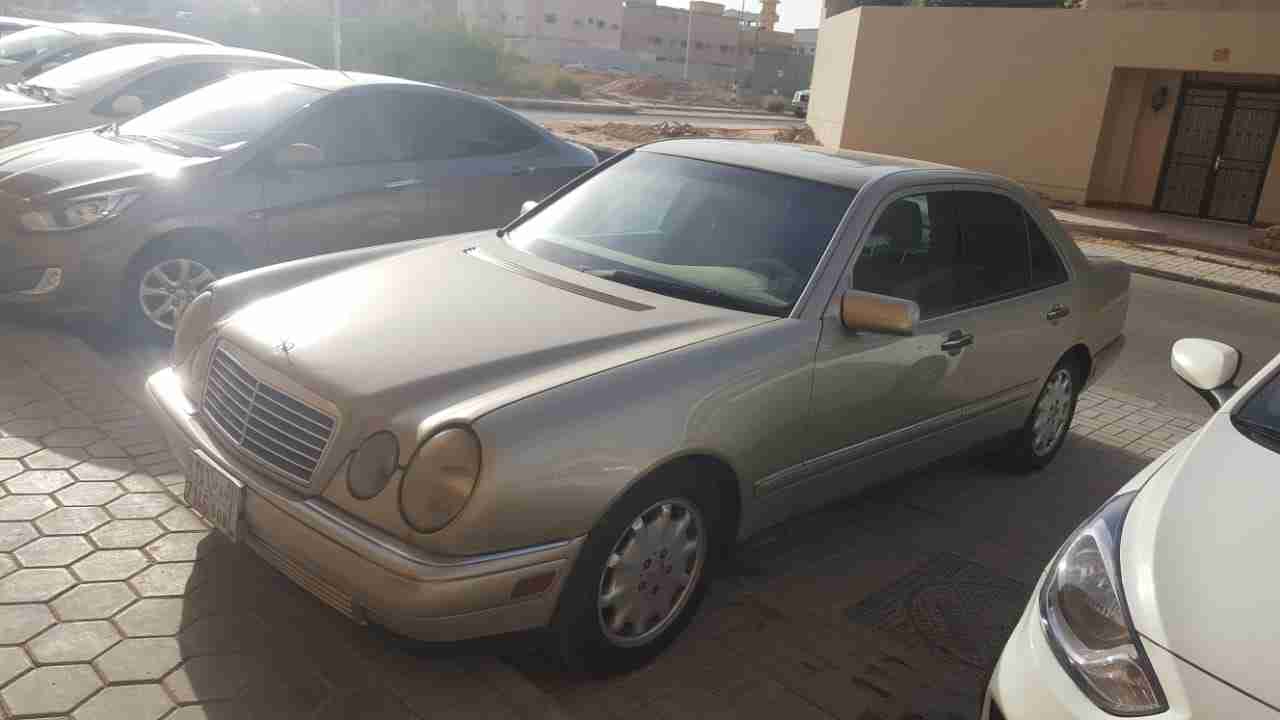 Mercedes E320 - Expat Owned non accidented family Car
لا تنسَ أنك شاهدت هذا الإعلان في عنكبوت...