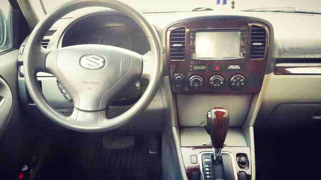 سوزوكي XL7 2005
لا تنسَ أنك شاهدت هذا الإعلان في عنكبوت
سوزوكي XL7 موديل 2005 ، 2700 CC اقتصادي...