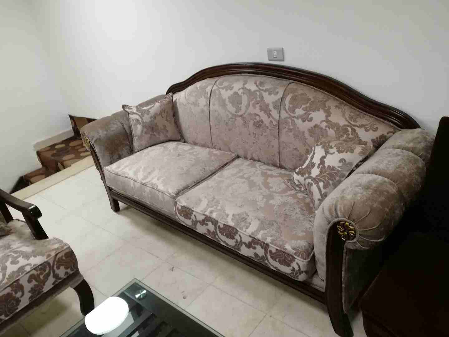 اثاث منزلي للبيع
لا تنسَ أنك شاهدت هذا الإعلان في عنكبوت
....موديلات حديثة و متنوعة من الأثاث الم...