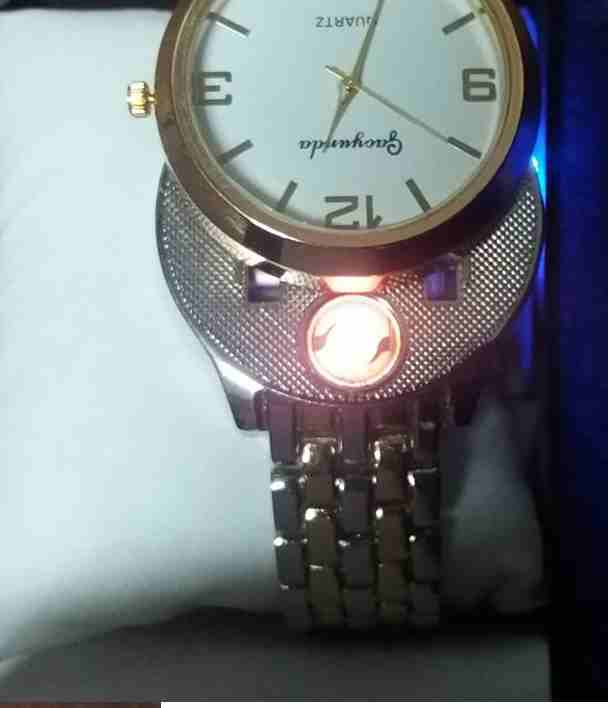 ساعة انيقة مع ولاعة USB
لا تنسَ أنك شاهدت هذا الإعلان في عنكبوت
ساعة انيقة كستك جلد ومنها فيها و...