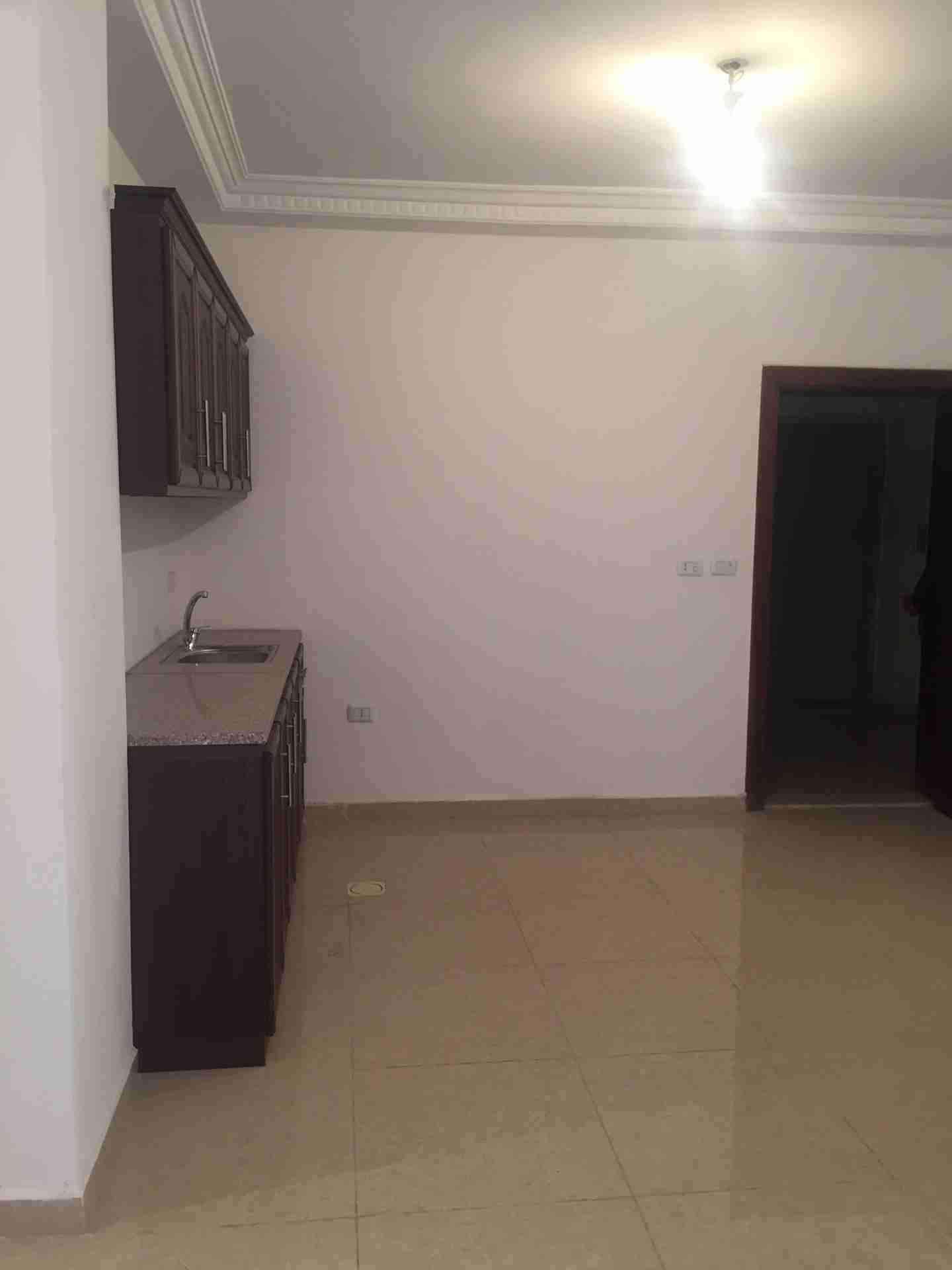 شقه فارغه للايجار ضاحيه الامير راشد سوبر ديلوكس لم تسكن
لا تنسَ أنك شاهدت هذا الإعلان في عنكبوت...