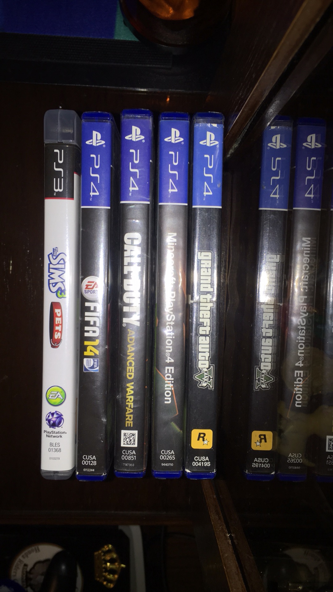 ps4 games                                            


	 				لا تنسَ أنك شاهدت هذا الإعلان في عنكبوت            
	 				
                                Gta v : 20 
Minecraft :10 
Call of duty : 5...