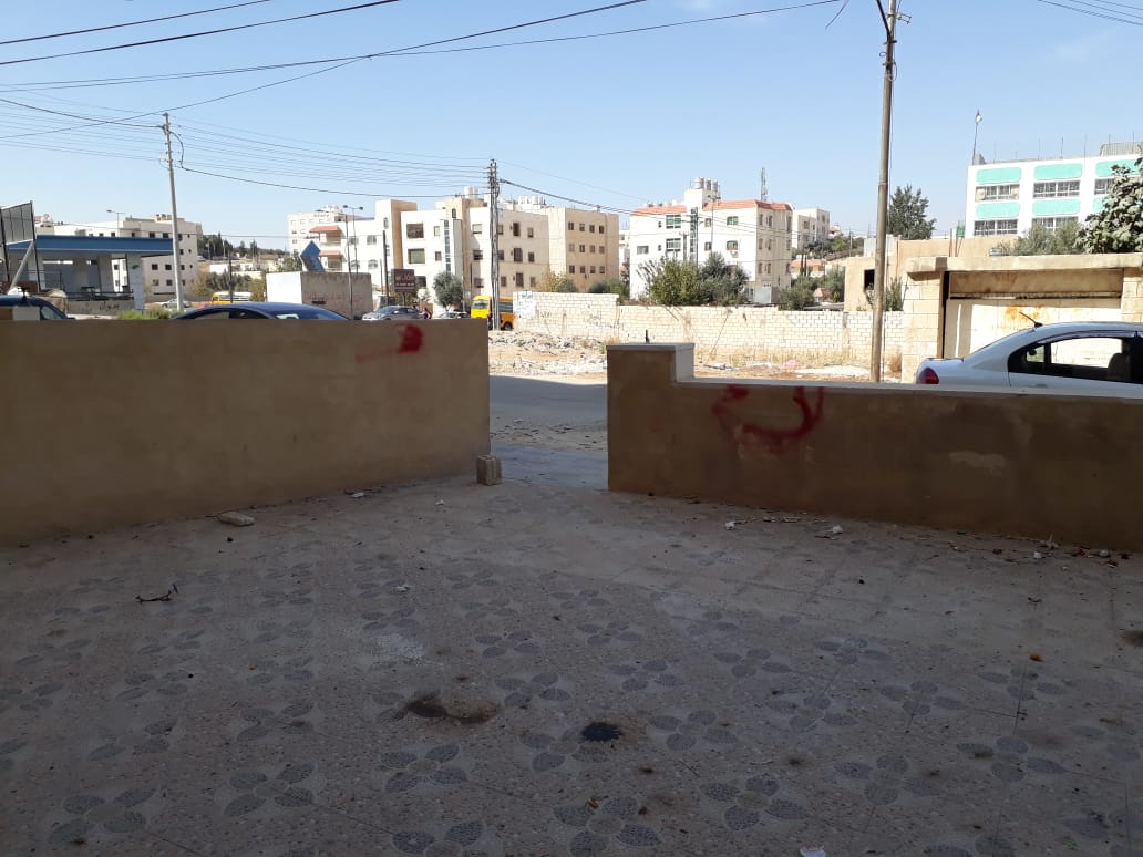 شقة شبه ارضي للبيع بطريق المطار على مستوى الشارع بسعر مميز من المالك
لا تنسَ أنك شاهدت هذا الإعلان في عنكبوت...