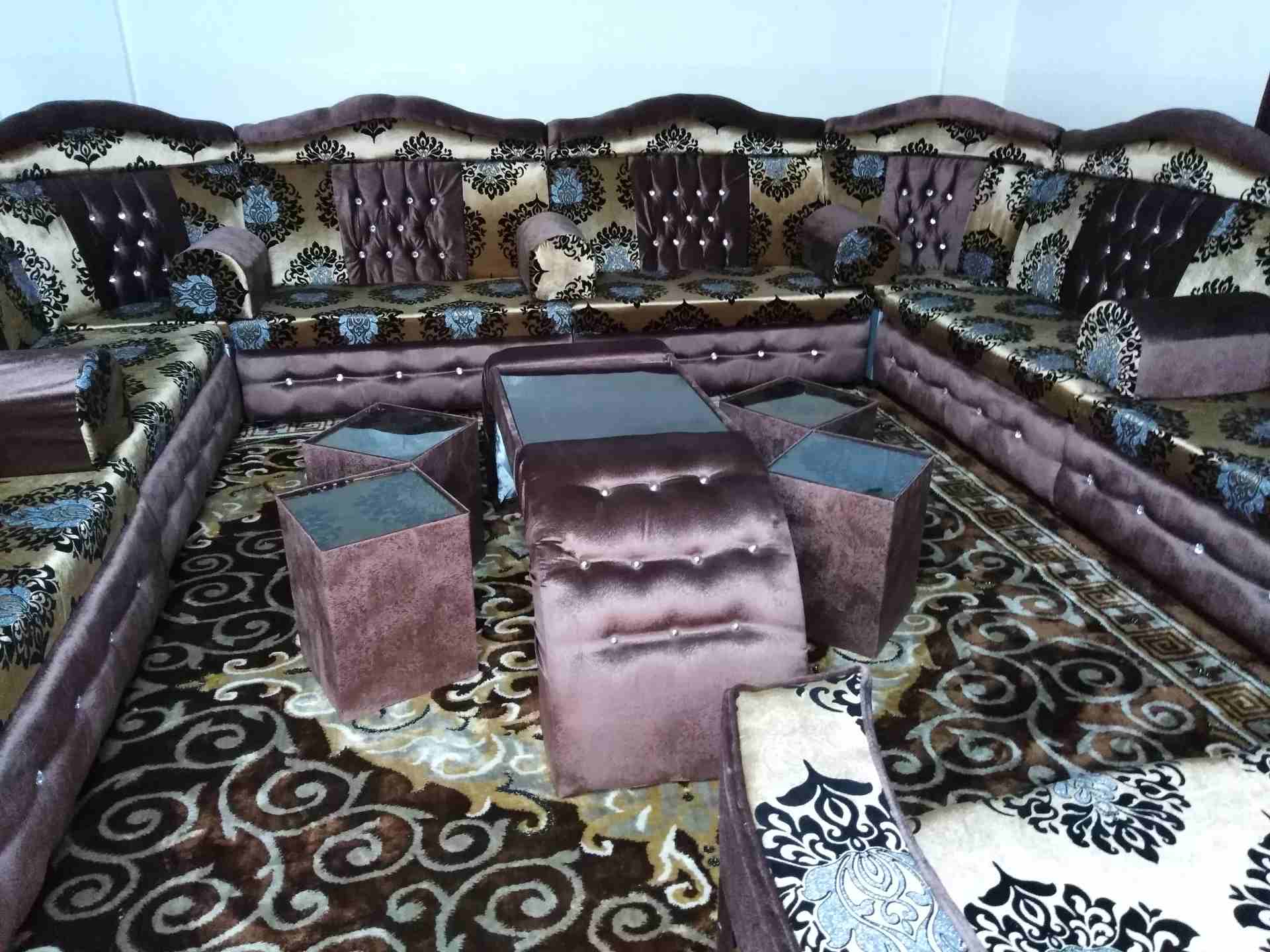 مجلس تفصيل 18 مقعد
لا تنسَ أنك شاهدت هذا الإعلان في عنكبوت
بحال وكاله...