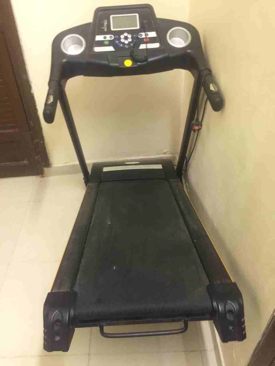 سير كهربائي
لا تنسَ أنك شاهدت هذا الإعلان في عنكبوت
لم يستخدم الى قليل لعدم ايجاد الوقت تم شراه م...