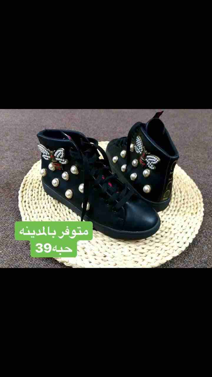عرض لمده محدوده                                            


	 				لا تنسَ أنك شاهدت هذا الإعلان في عنكبوت            
	 				
                            *عرض الشوزات* 
*4 شوزات  ب 220 ريال*
*الم...