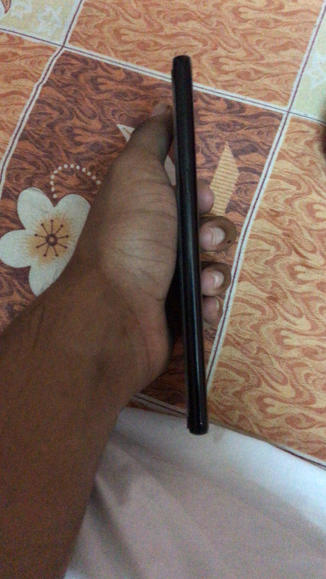 نوت للبيع او البدل بي 20برو او ميت 20 برو
لا تنسَ أنك شاهدت هذا الإعلان في عنكبوت
الجهاز نظيف...